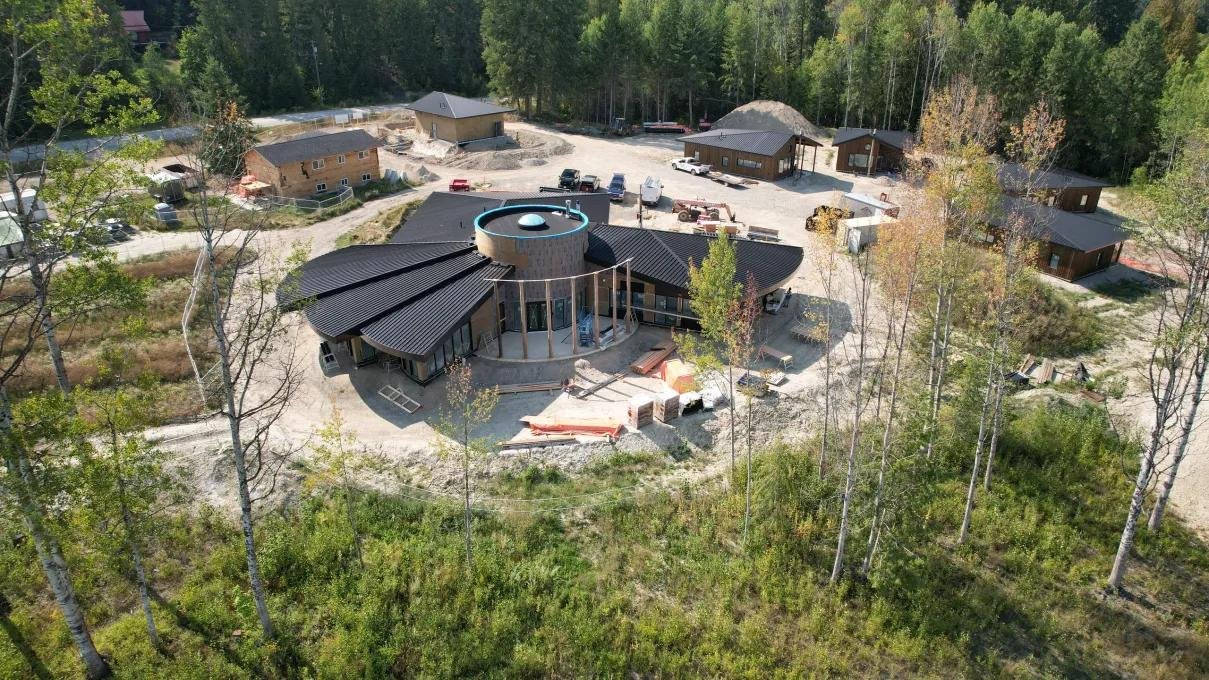 1278 W Creston Rd, Creston BC