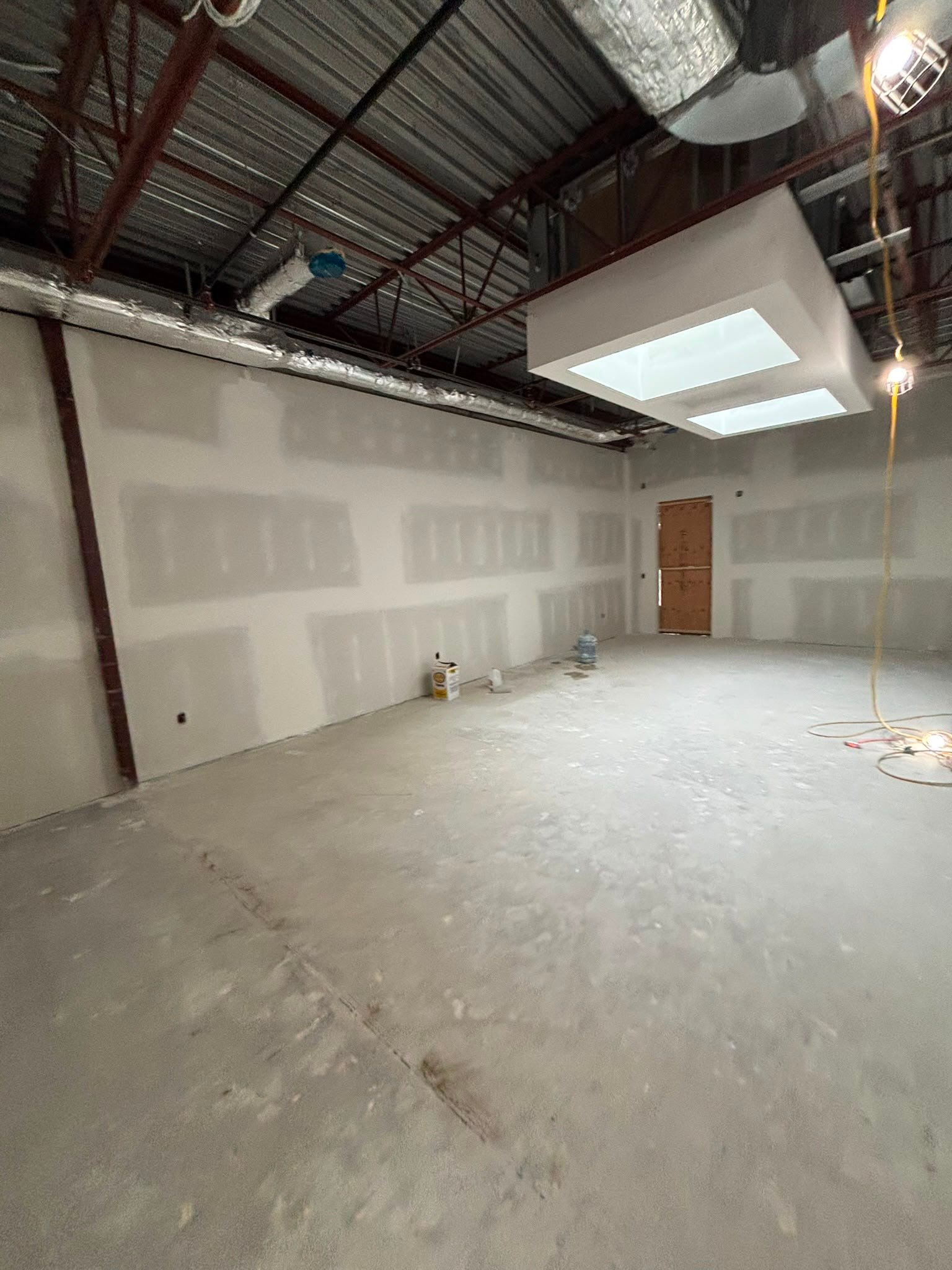 Contact Modern Structure Drywall